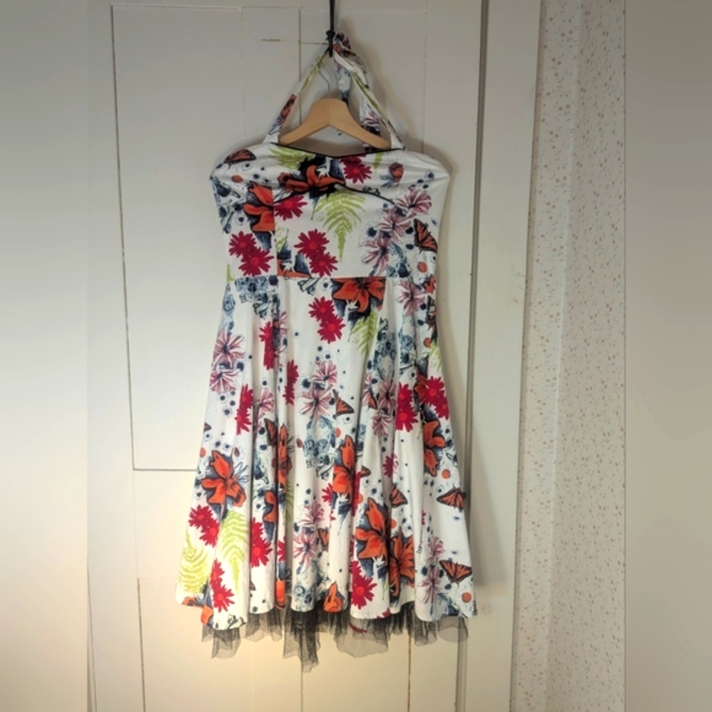 🤍 Hearts And Roses Floral Strapless Dress with Black Tulle